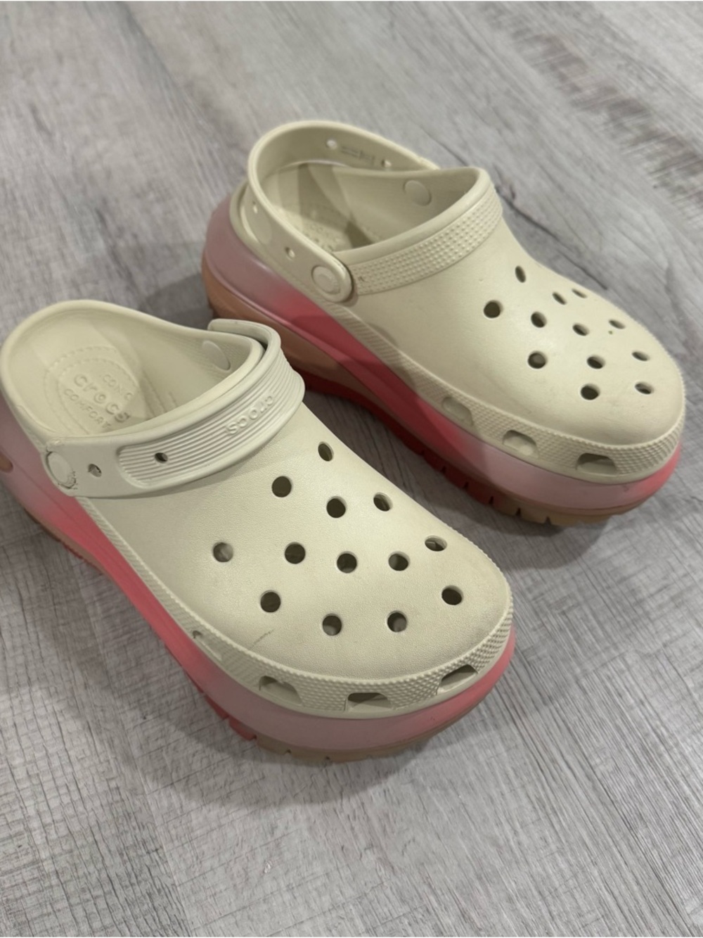 CROCS Kids Cream Clogs with Pink Gradient Platform Sole